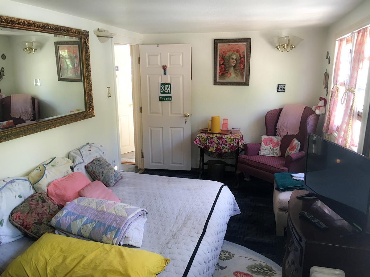 Stinson Beach Redwoods Haus Bed & Breakfast ภายนอก รูปภาพ